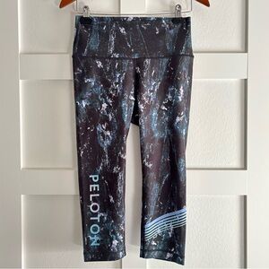 Peloton Vintage Marbled Capri Leggings